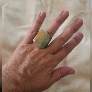 Unique statement ring